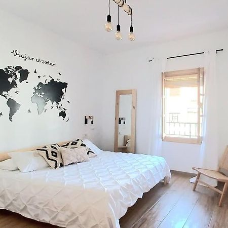 Limerencia: Tu Hogar En Este Blanco Pueblo Frigiliana Exterior photo